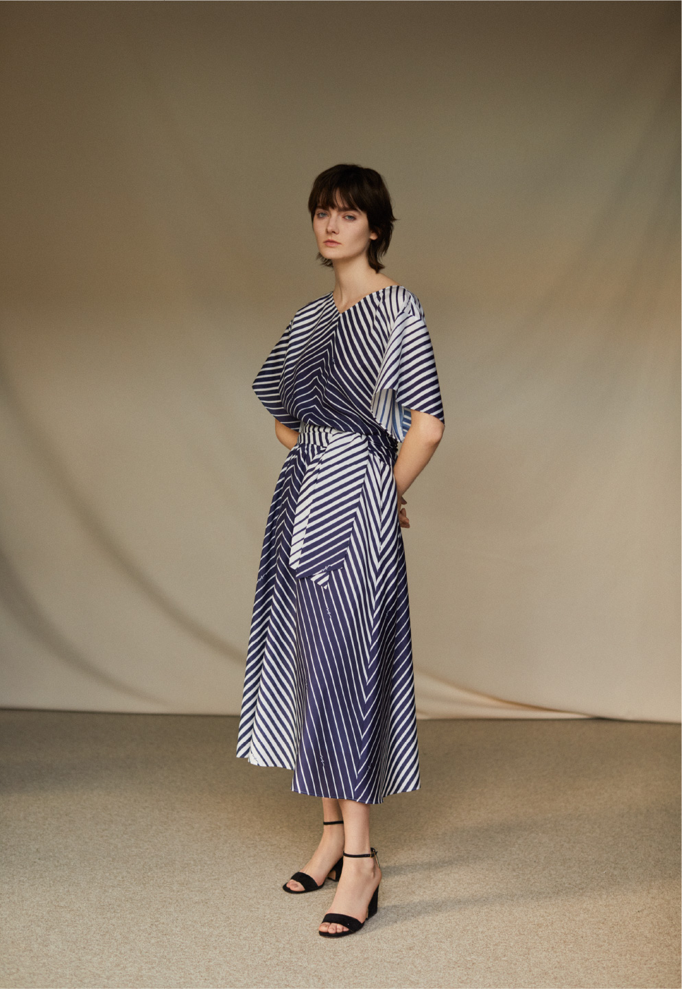 COLLECTION 2021SS LOOK17
